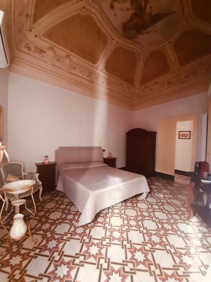 Vera Rooms Katania Zewnętrze zdjęcie