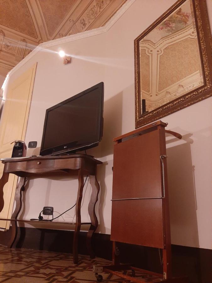 Vera Rooms Katania Zewnętrze zdjęcie